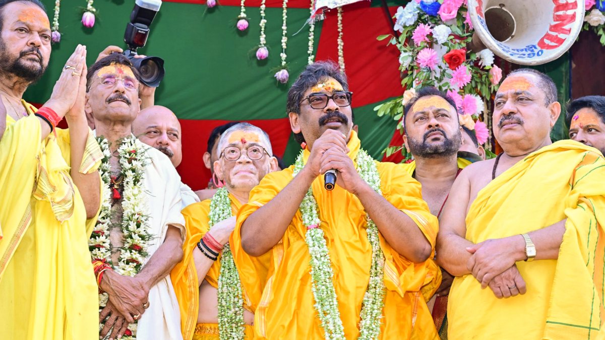 Jharkhand governor and CM join Lord Jagannath Rath Yatra in Ranchi