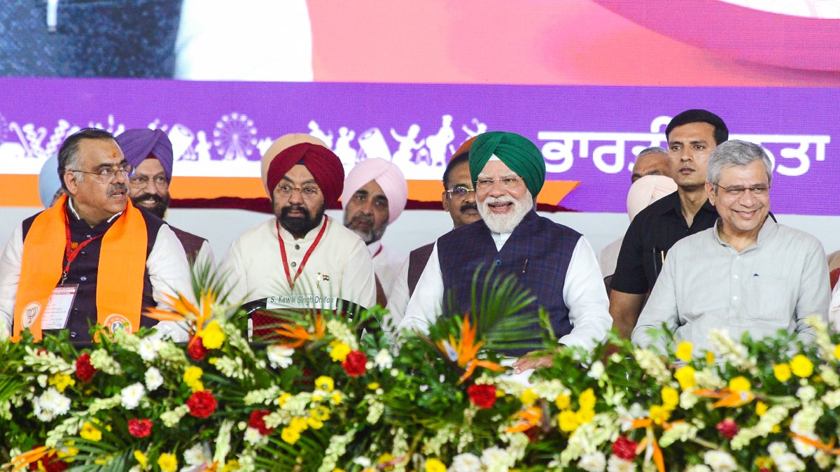 Modi addresses public meeting in Jalandhar
