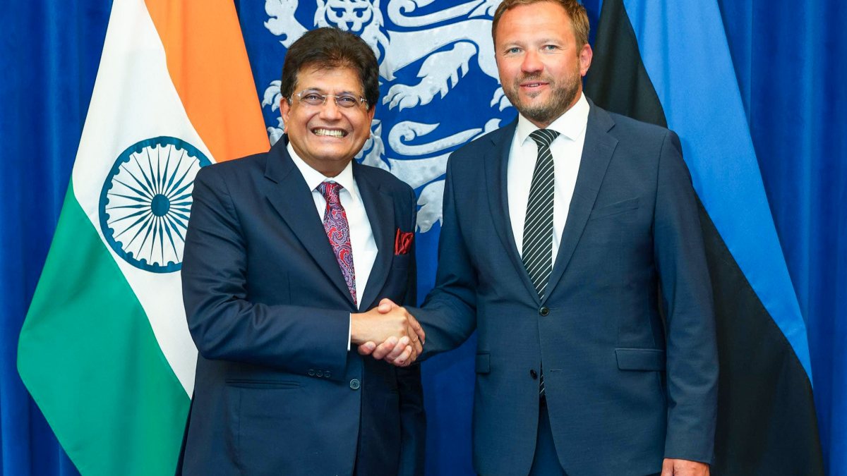 Piyush Goyal meets Estonia's foreign minister in Helsinki