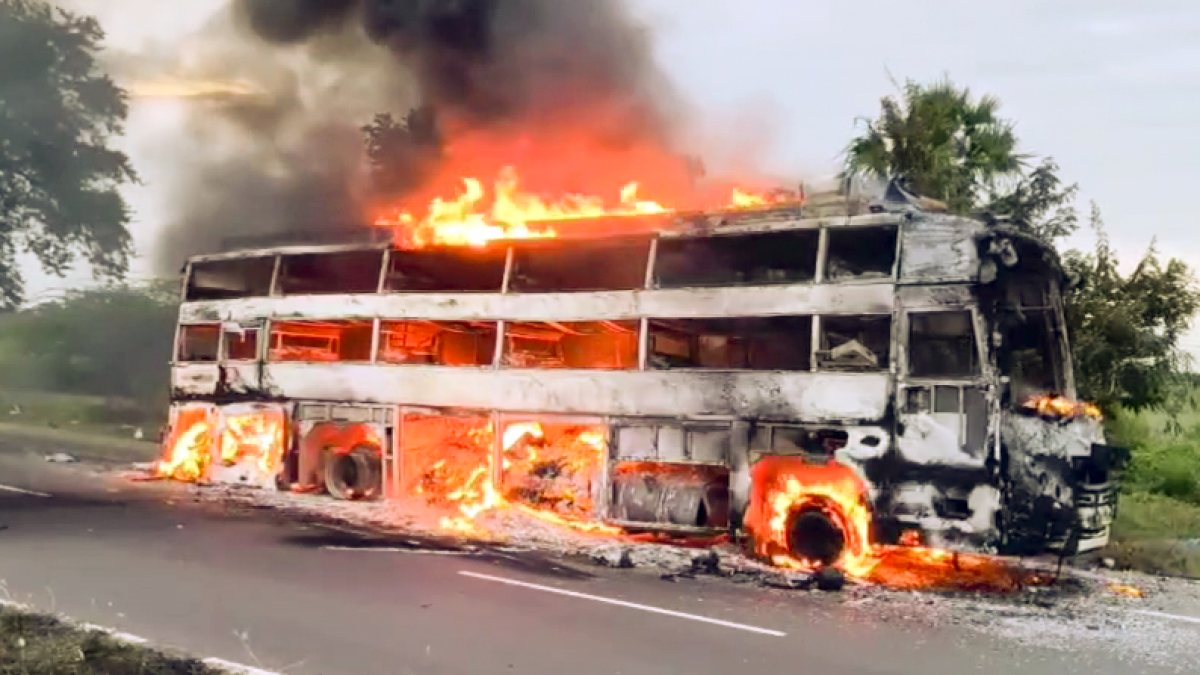 Bus catches fire on Chennai-Madurai highway, no casualties