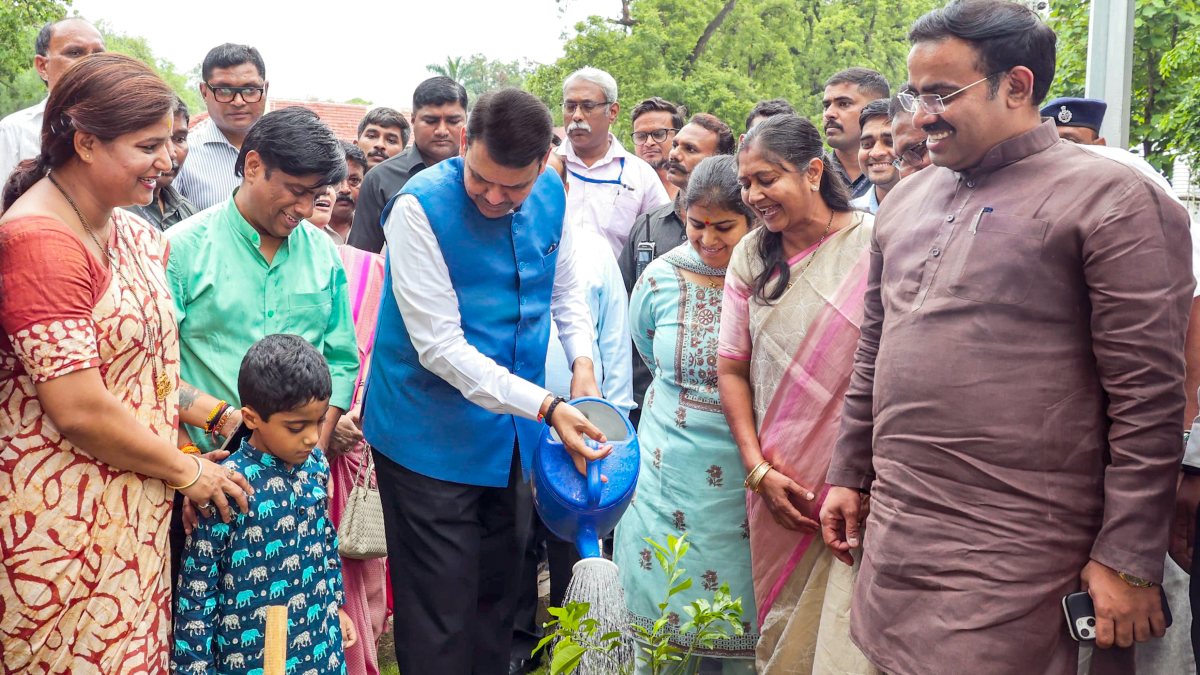 Maharashtra CM Fadnavis waters sapling at Nagpur residence