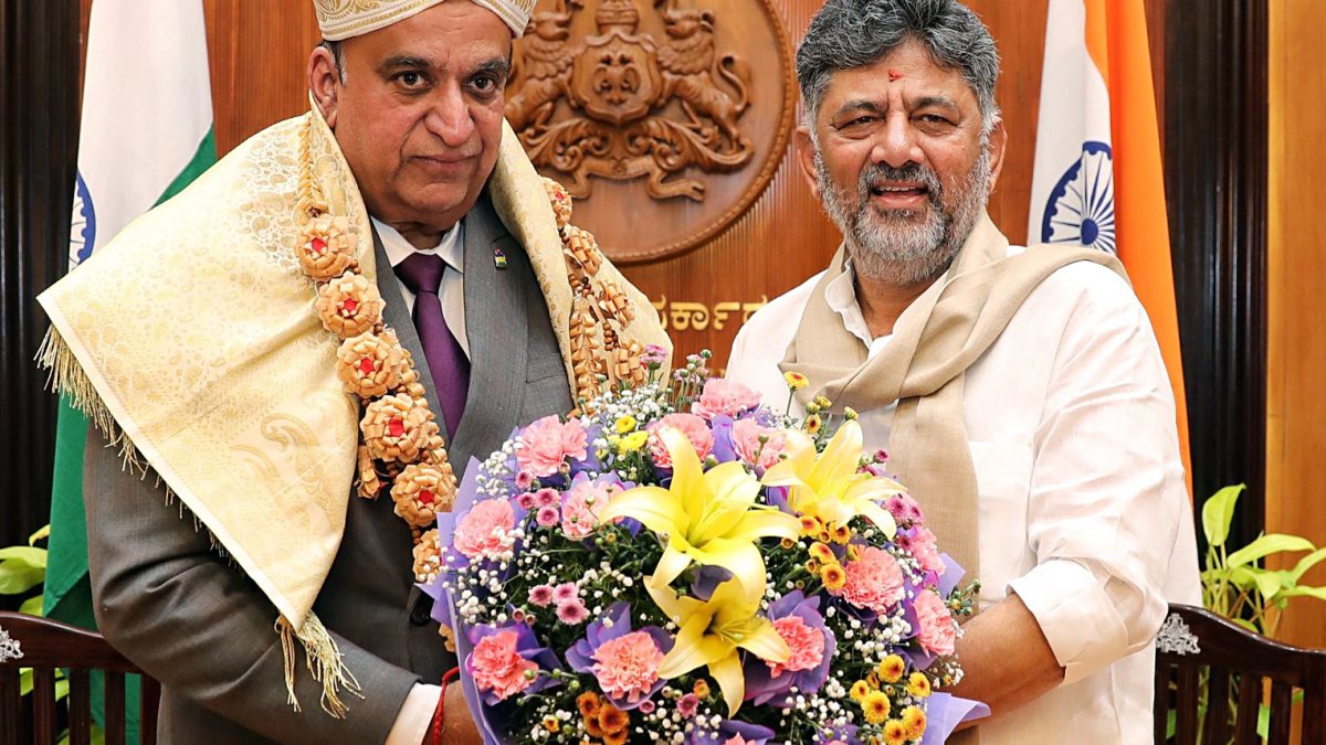Karnataka CM Shivakumar meets Mauritius minister in Bengaluru