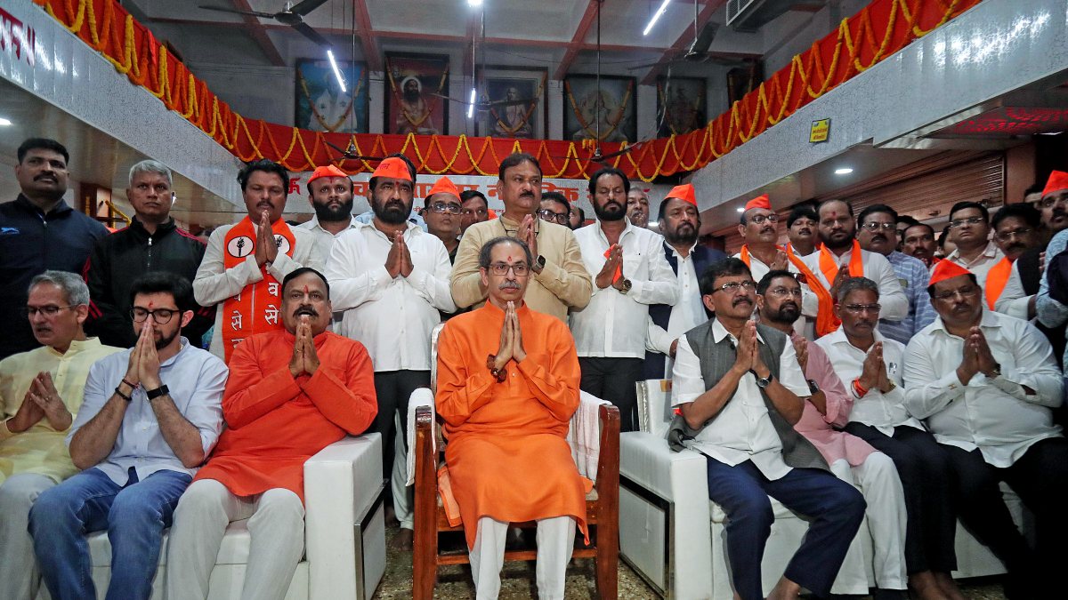 Uddhav Thackeray leads Ram Raksha Maha Aarti in Nagpur