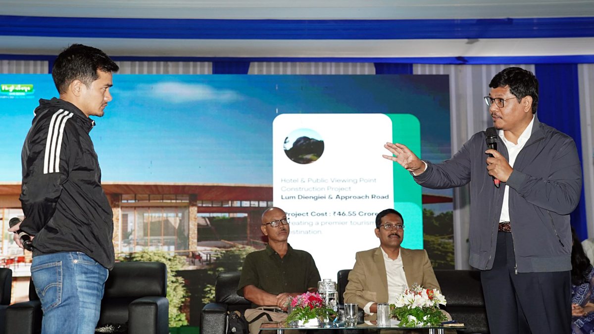 Meghalaya CM interacts with resident at Sohiong
