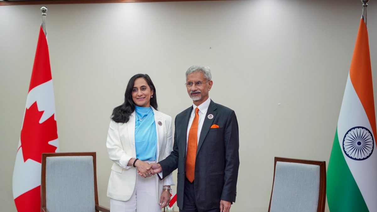 Jaishankar meets Canadian FM Anita Anand in Manila