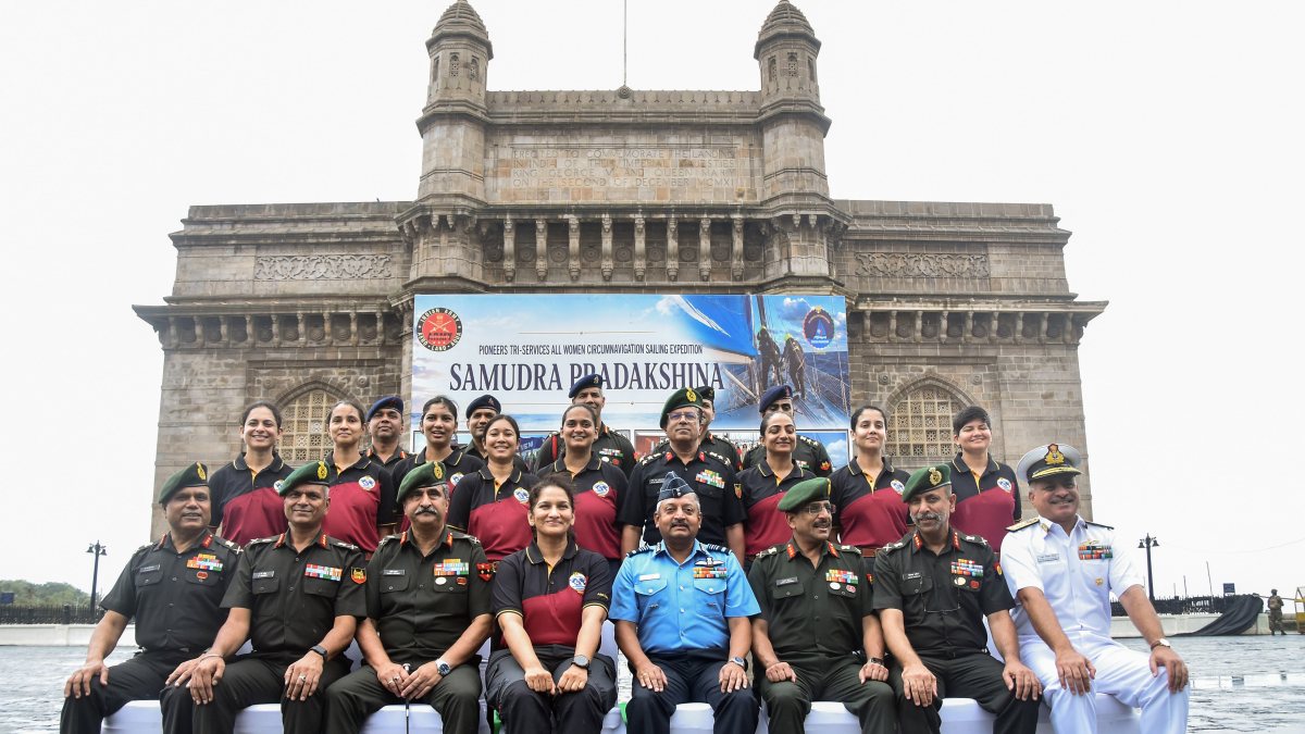 First all-women crew completes 10-month circumnavigation