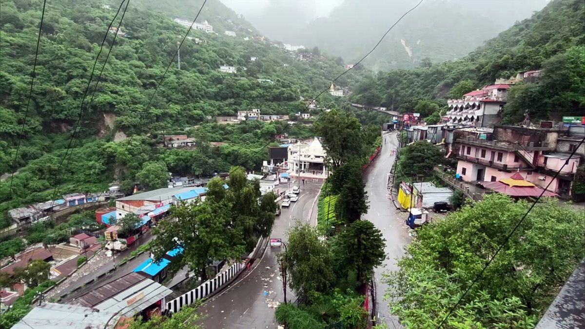 Katra town deserted as heavy rains halt Vaishno Devi yatra