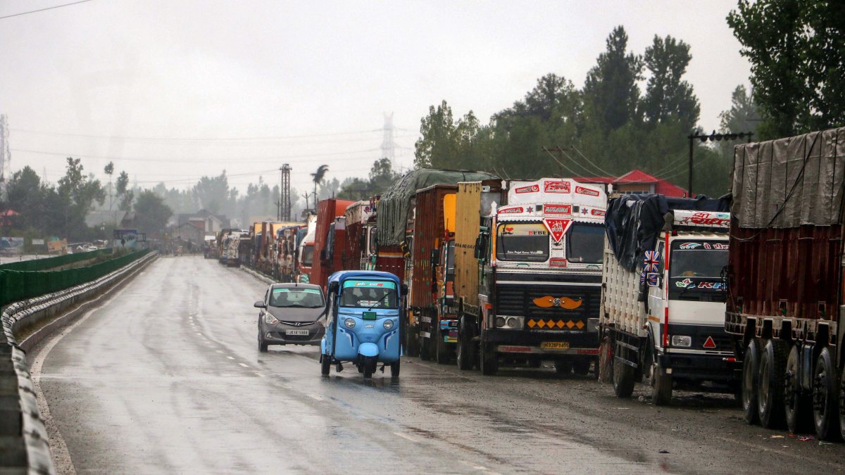 Jammu-Srinagar highway closed after landslides, heavy rain