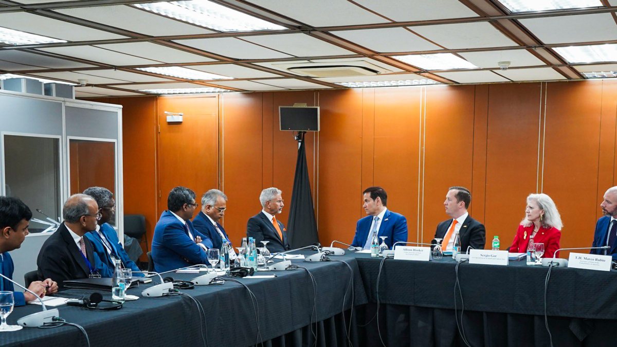 Jaishankar meets Rubio on ASEAN sidelines in Manila