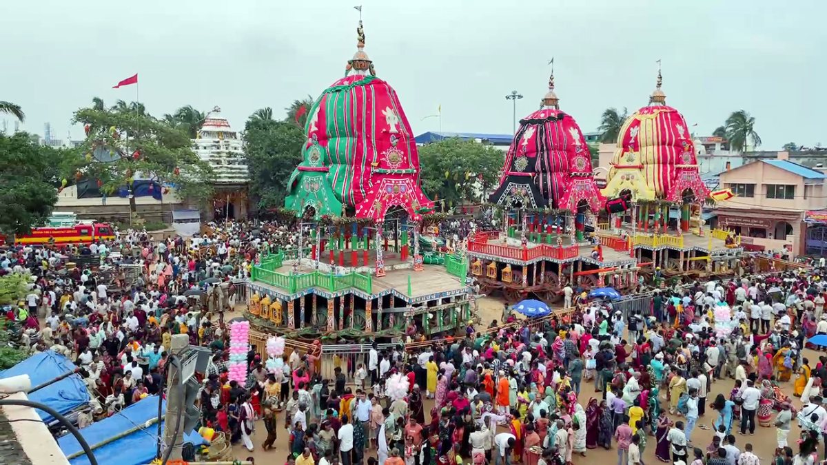 Devotees gather for final darshan ahead of Bahuda Yatra in Puri