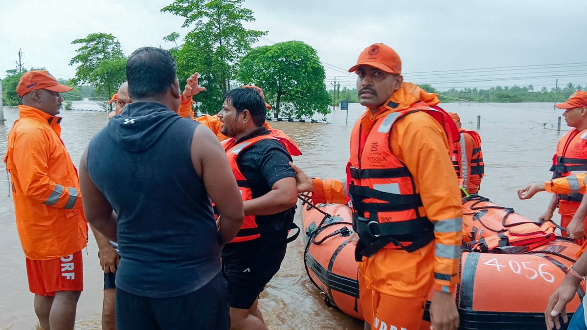 NDRF rescues 67 in Navsari flood-hit village
