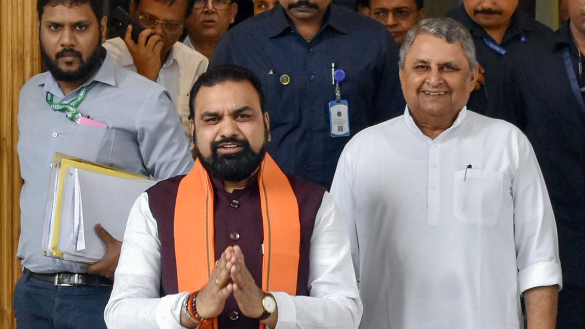 Bihar CM Samrat Choudhary with deputy CM Vijay Chaudhary at monsoon session