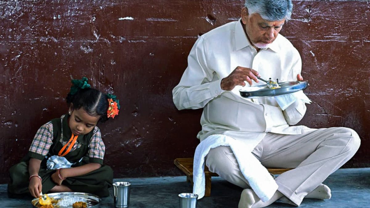 Andhra Pradesh Chief Minister Nara Chandrababu Naidu eats lunch with the…