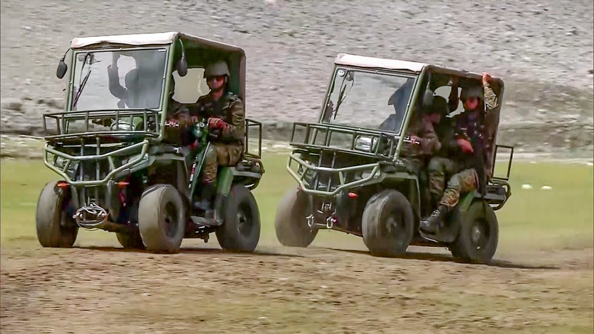 Indian army showcases operational capabilities in Drass, Ladakh