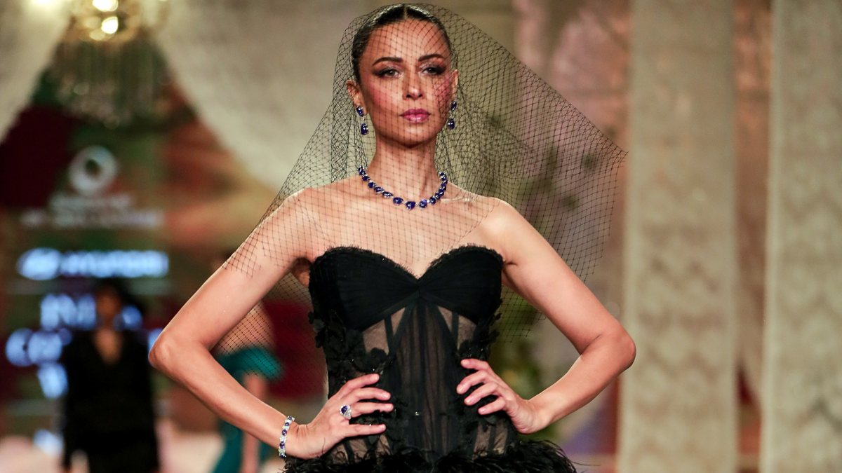Model walks the ramp on Day 3 of India Couture Week