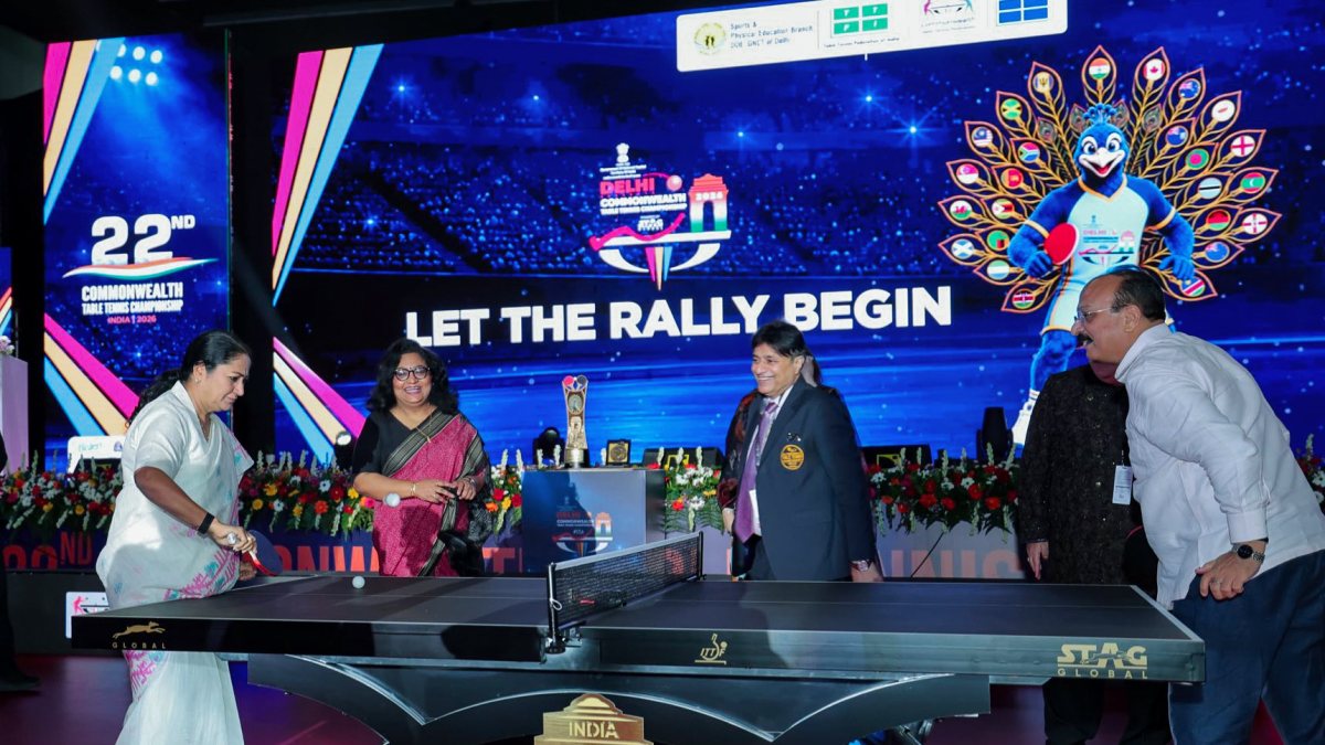 Rekha Gupta plays table tennis at Commonwealth championship launch