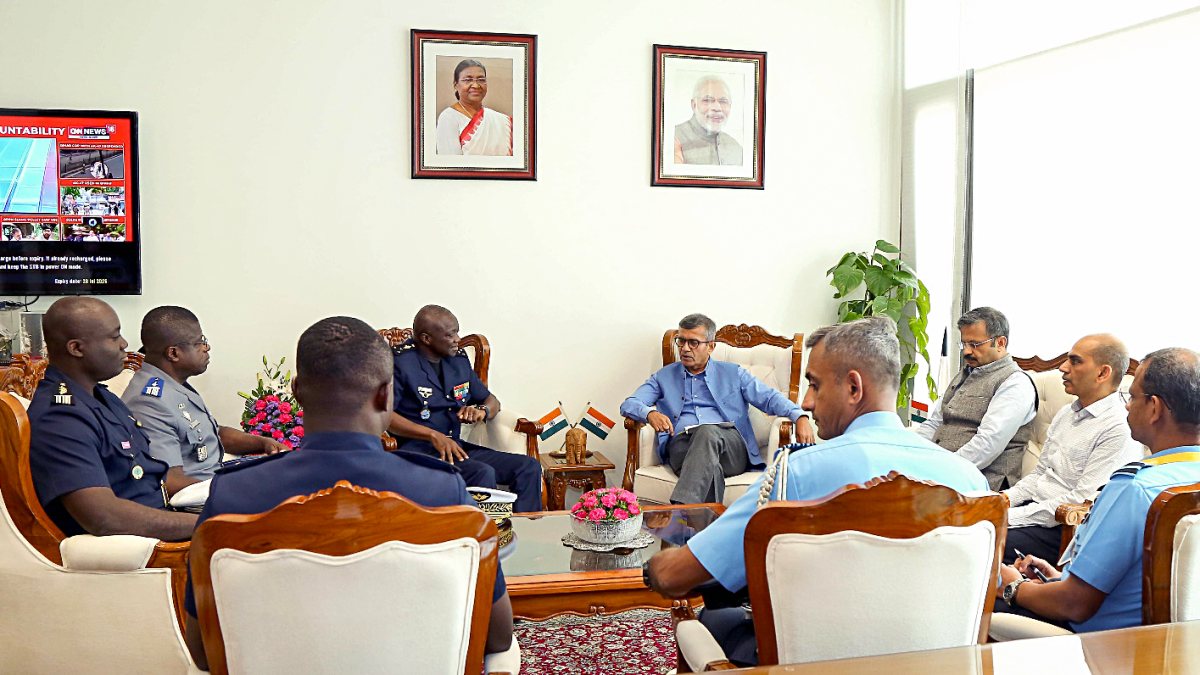 Defence secretary meets Cote d'Ivoire air force chief in New Delhi