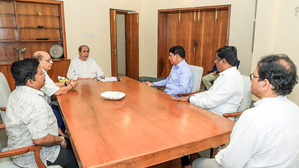 Naveen Patnaik chairs BJD meet on voter revision and panchayat polls