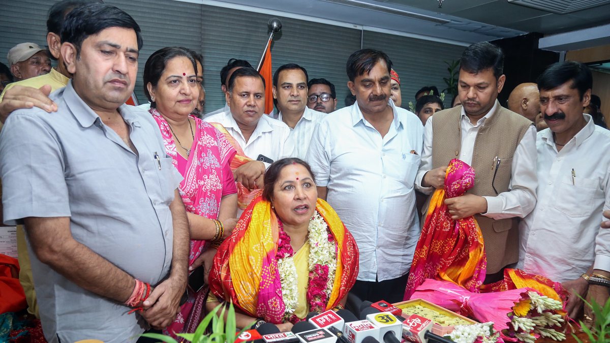 Satya Sharma elected MCD Standing Committee chairperson