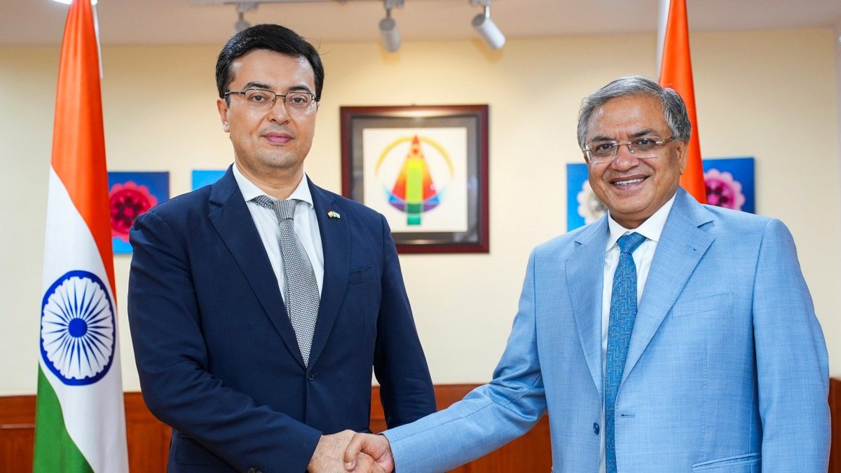 CEC Gyanesh Kumar meets Uzbekistan envoy in New Delhi