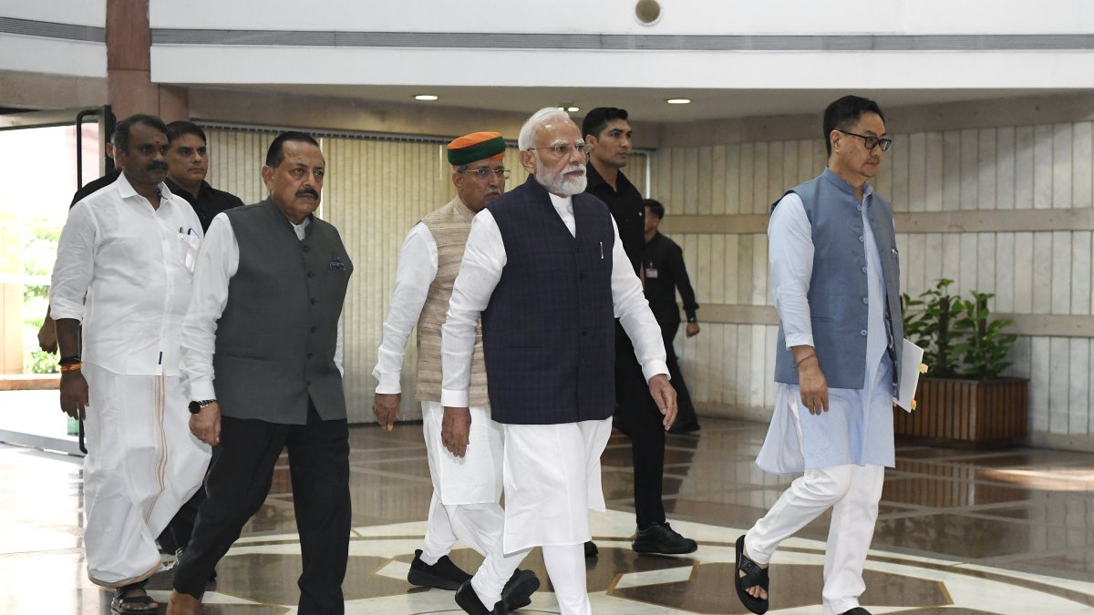 PM Modi arrives with NDA leaders for Mangal Milan meeting