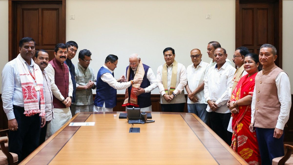 PM Modi meets Assam MPs in New Delhi
