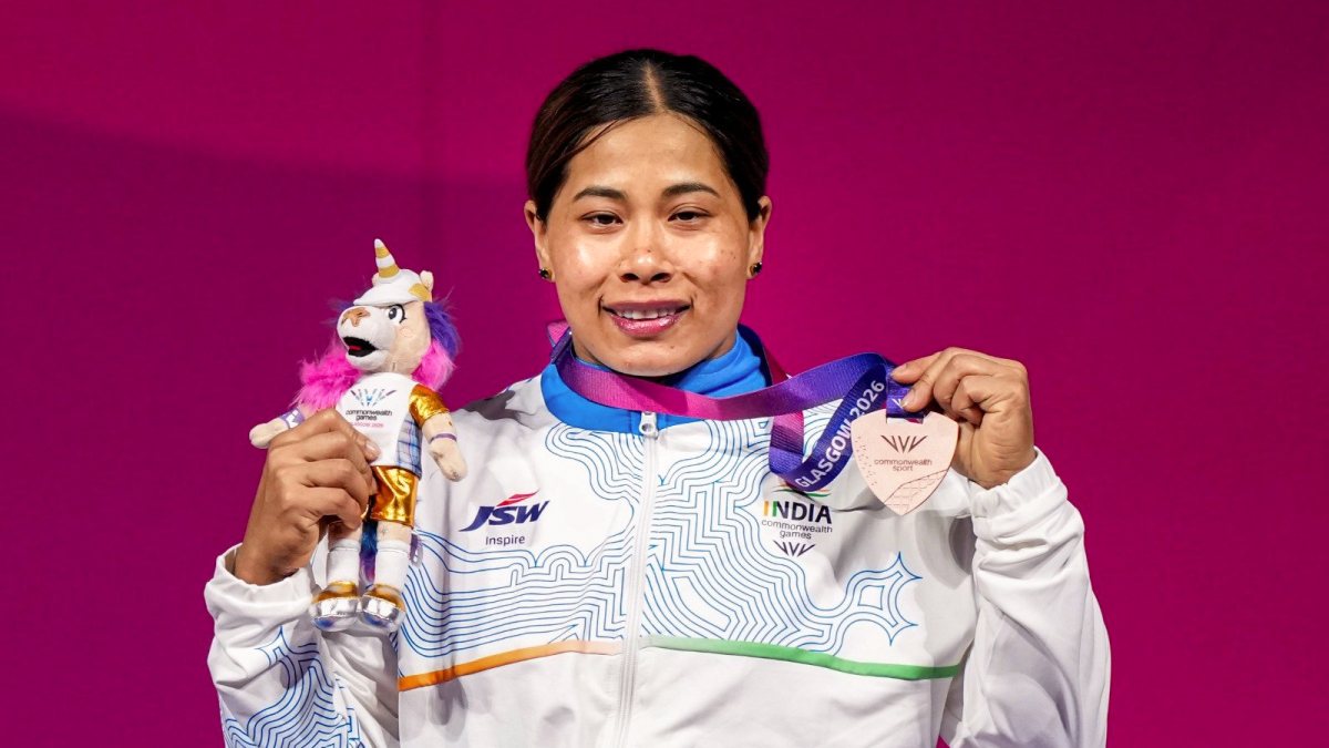 Bindyarani Devi wins bronze in women's 58kg weightlifting at CWG 2026