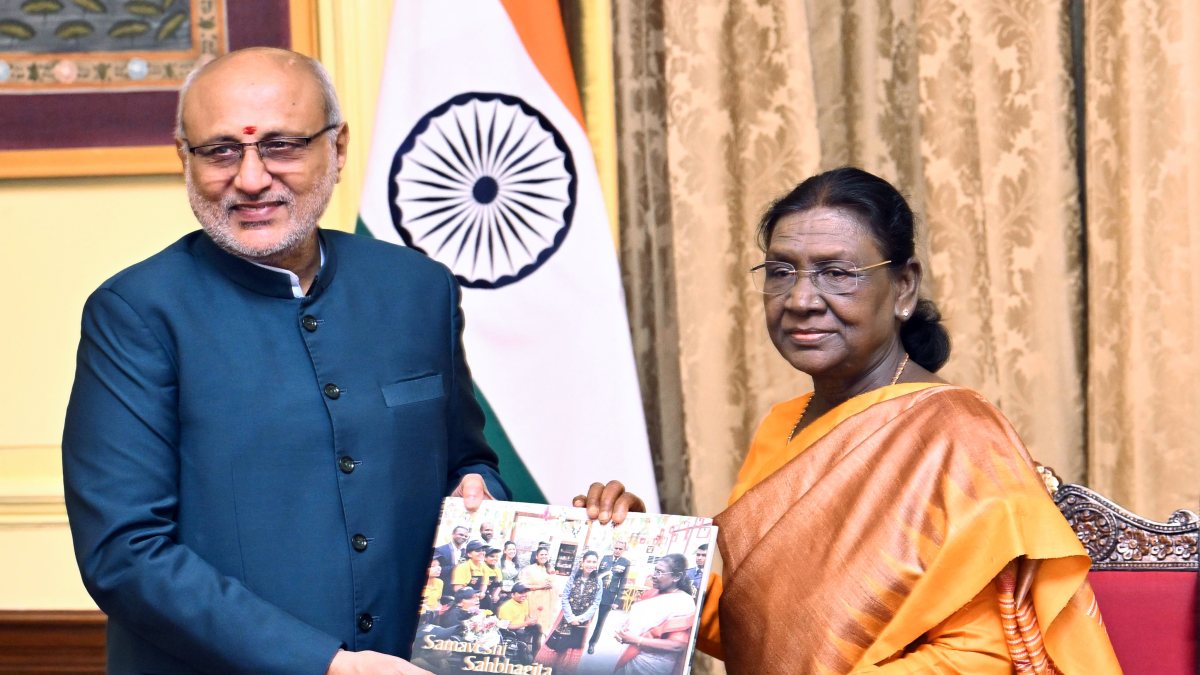 President Murmu receives publications on her presidency