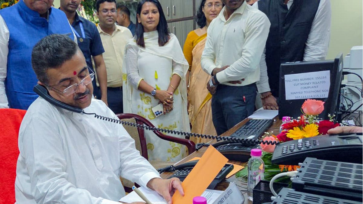 Suvendu Adhikari inaugurates new control room in Kolkata