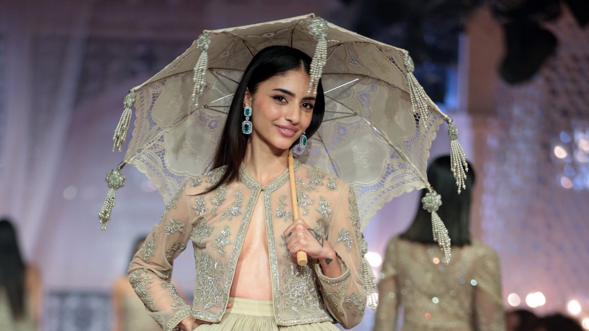 Model showcases Jayanti Reddy at India Couture Week 2026