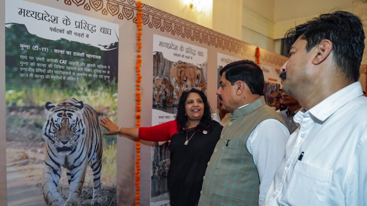 Madhya Pradesh CM visits wildlife conservation exhibition on Tiger Day