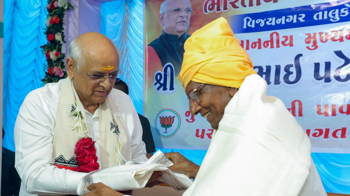 Gujarat CM Bhupendra Patel visits Rameshwar Mahadev Temple on Guru Purnima
