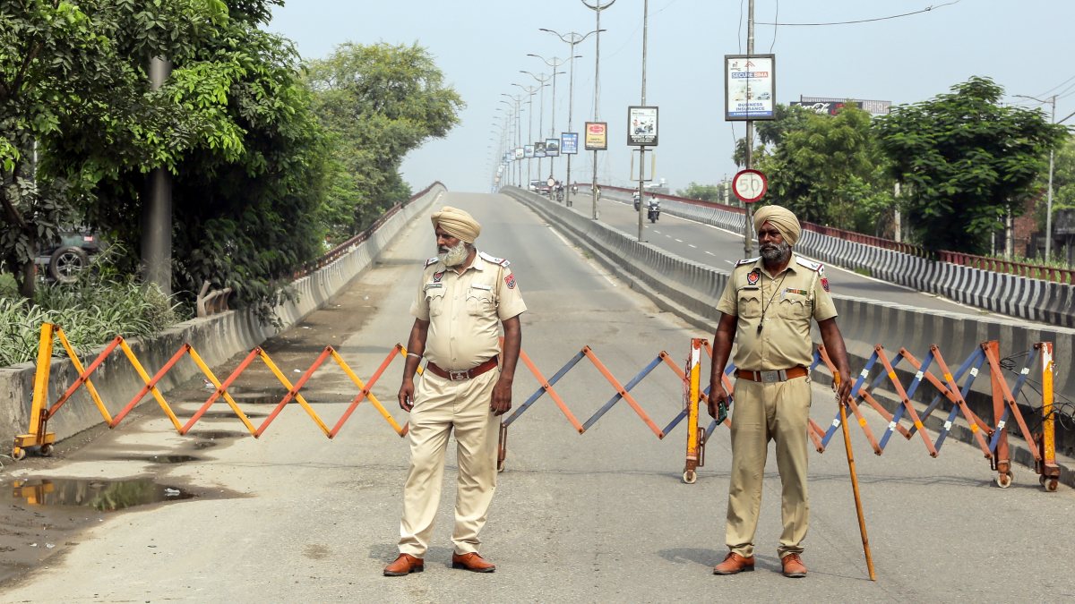 Punjab Police guard barricade during sanitation workers' bandh in Amritsar