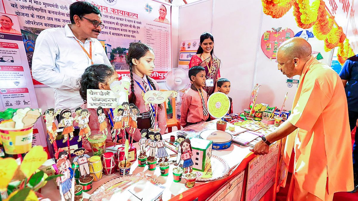 Yogi Adityanath inaugurates 268 projects worth Rs692 crore in Ghazipur