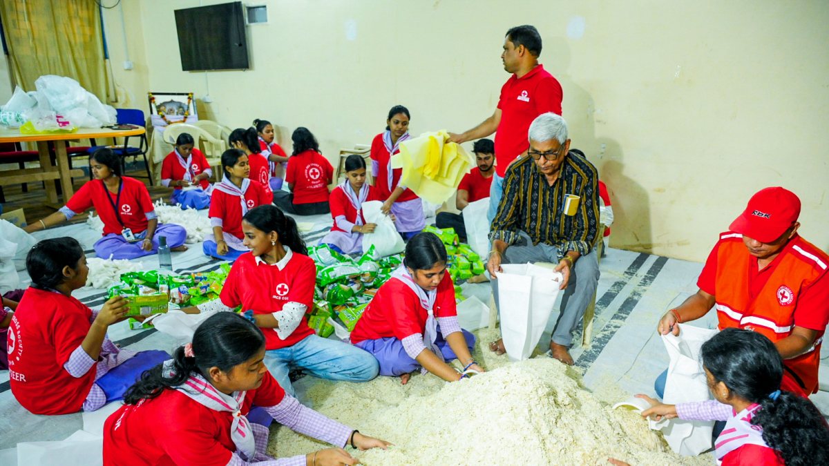 Red Cross volunteers pack flood relief in Bhubaneswar
