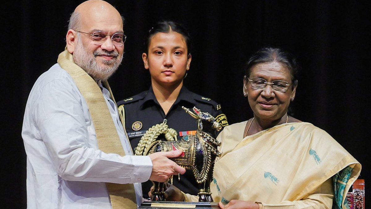 President Murmu, Amit Shah honour Bastar Pandum 2026 winners