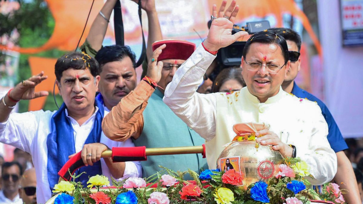 Uttarakhand CM joins Kalash Yatra for Guru Ravidas birth anniversary