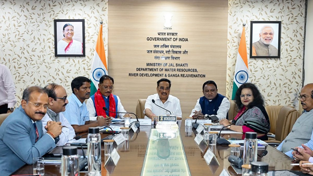 Chhattisgarh and Odisha CMs meet Jal Shakti minister on Mahanadi water sharing