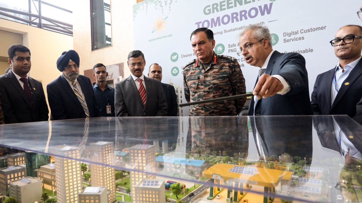 Army Chief reviews green urban models at BPCL expo