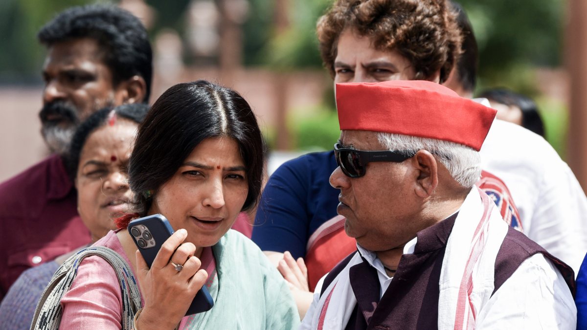 Opposition MPs protest at Parliament over Ram Mandir donation issue