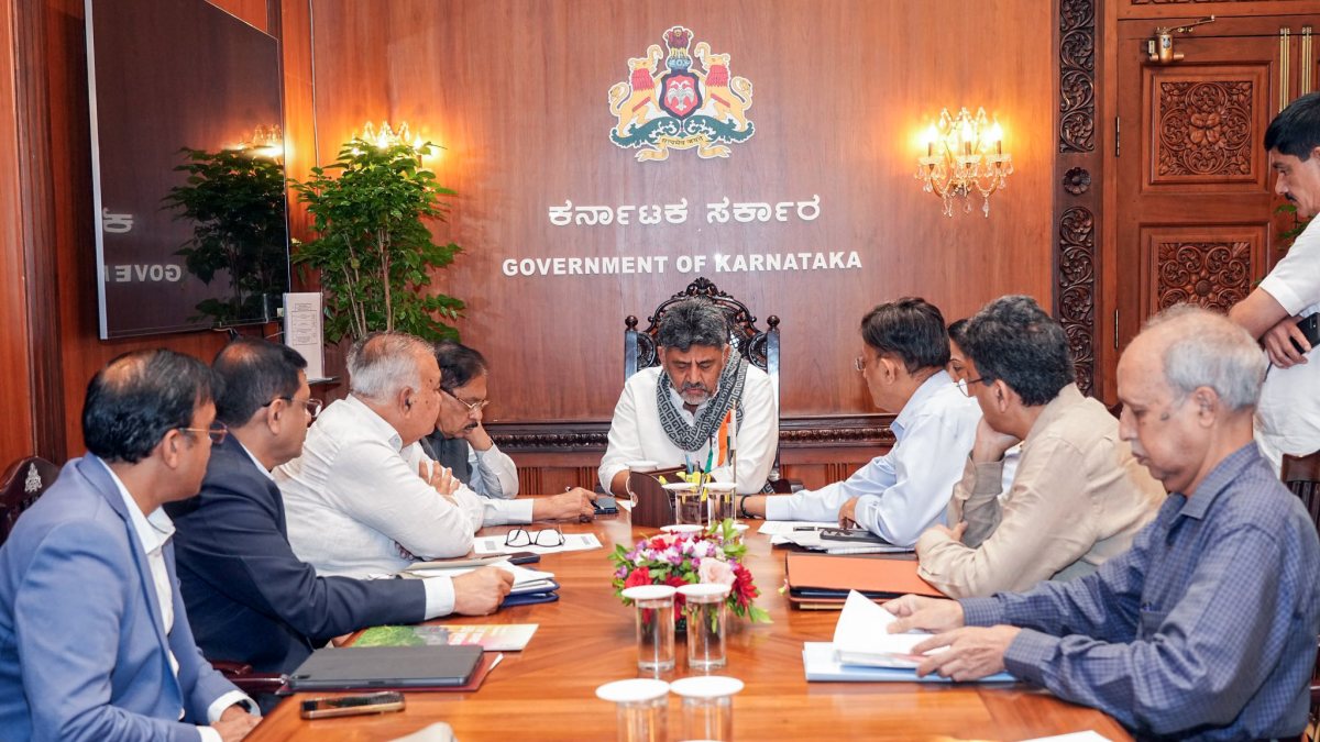 Shivakumar chairs meet to review Cauvery water situation