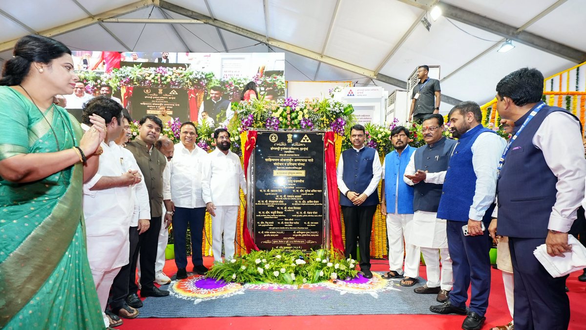 Maharashtra CM unveils Anna Bhau Sathe institute in Mumbai