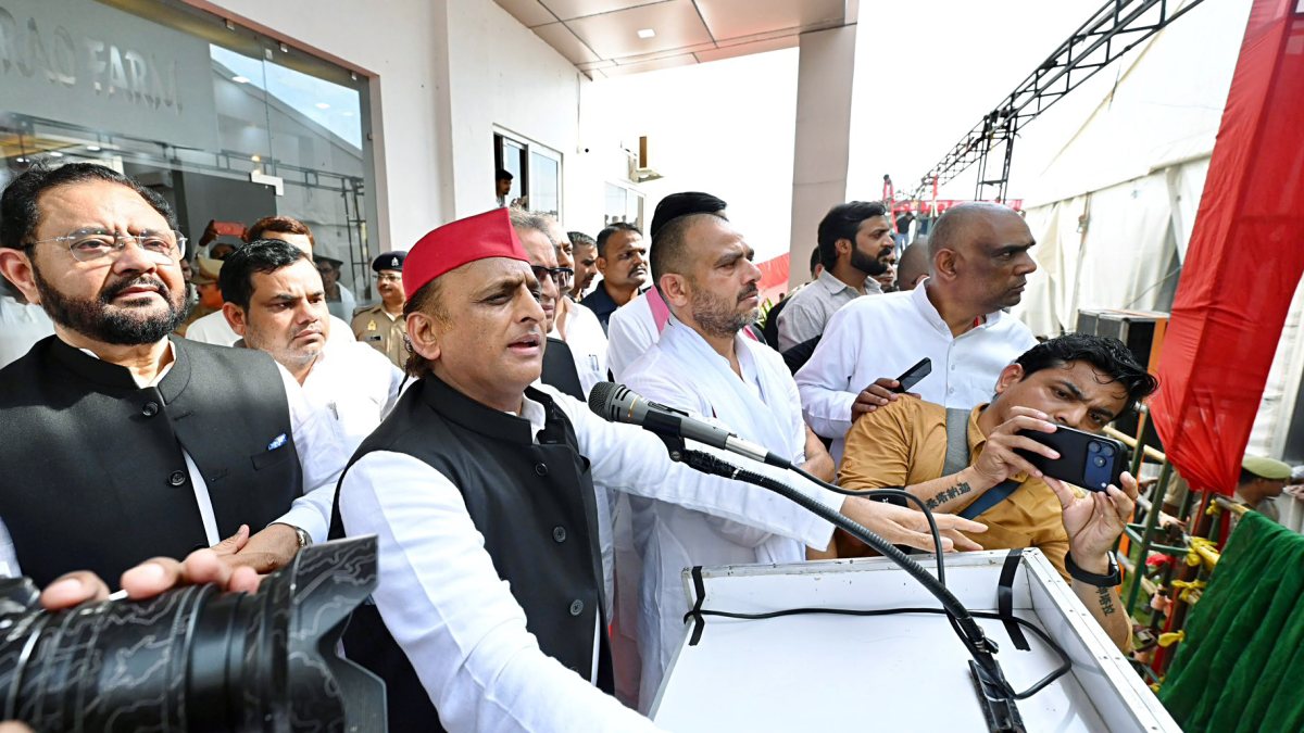 Akhilesh Yadav addresses public rally in Budaun
