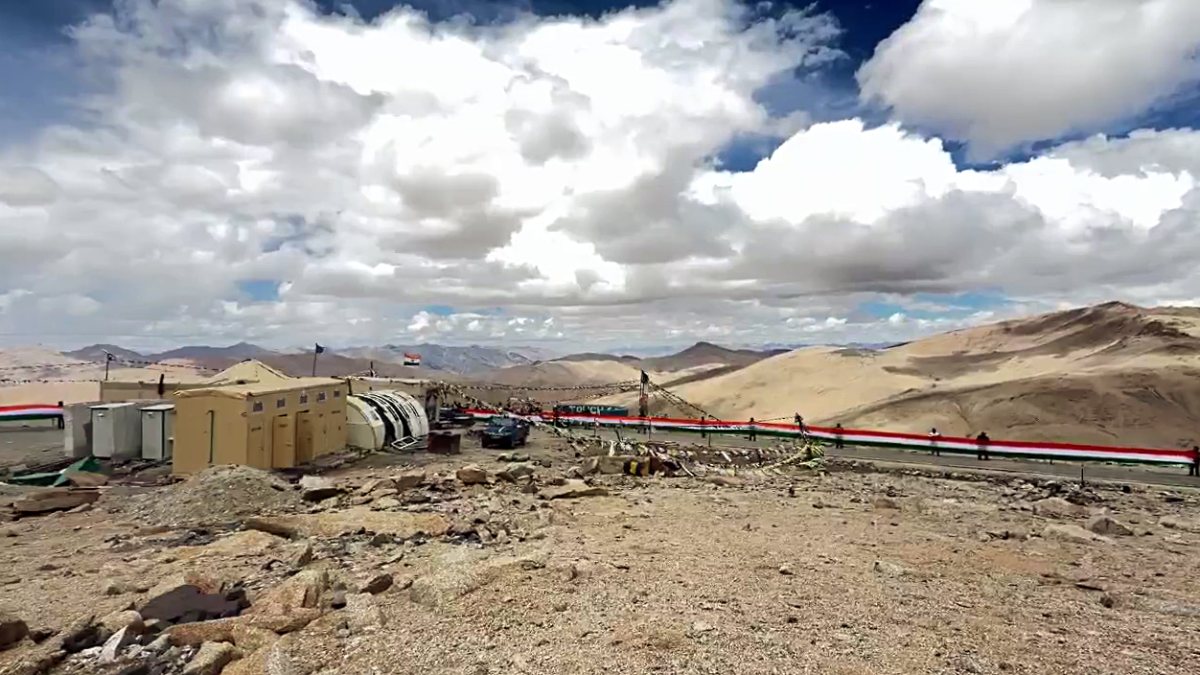 390-ft Tricolour unfurled at Umling La in tribute to Kargil martyrs