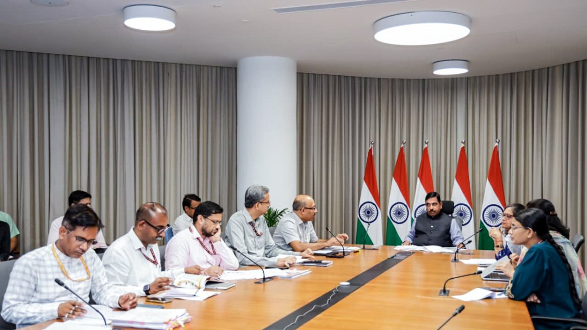Union Education Minister chairs review meeting in New Delhi