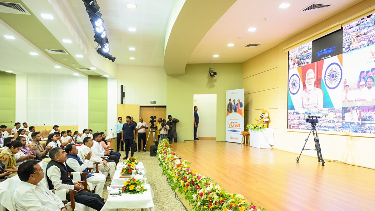 Odisha Governor, CM join Nasha Mukta Yuva campaign meet