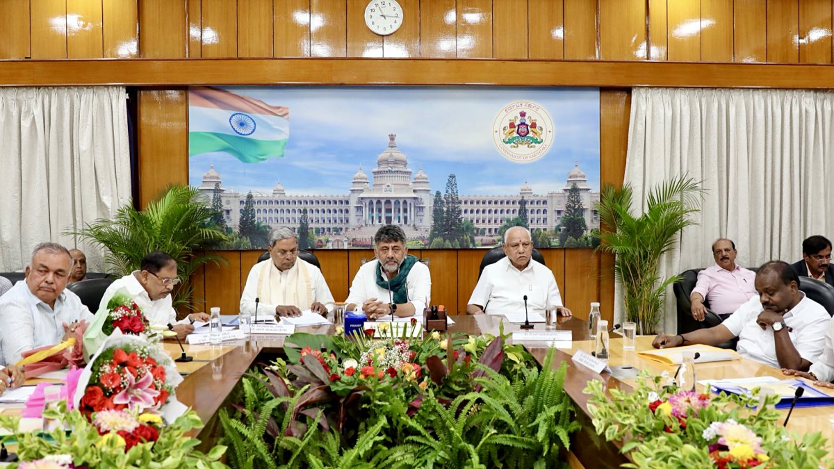 Karnataka CM chairs all-party meet on Cauvery water dispute