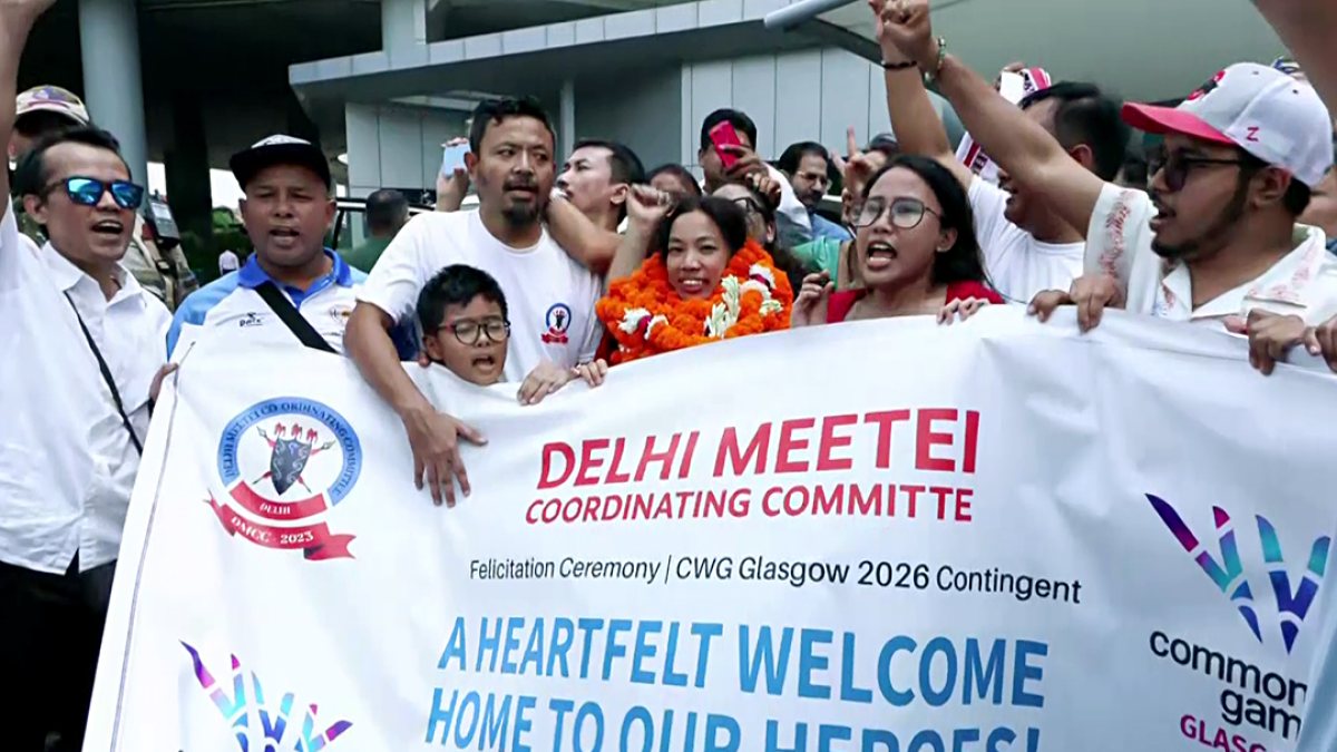 Delhi welcomes weightlifter Mirabai Chanu after Commonwealth Games gold