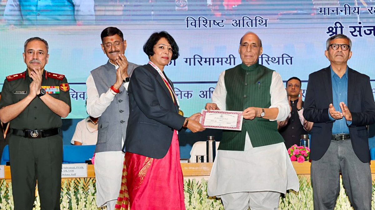 Rajnath Singh honours staff at 85th AFHQ Civilian Services Day