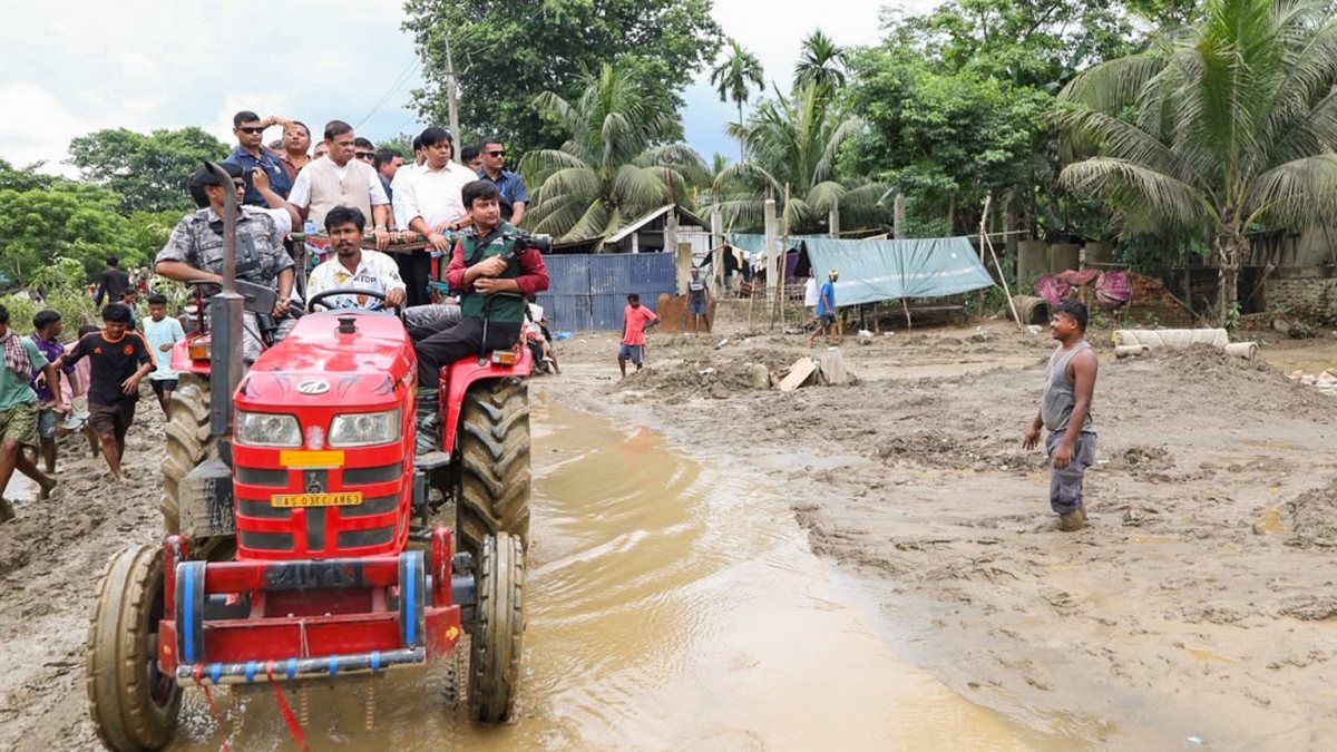 Assam CM inspects flood-hit Sivasagar on tractor